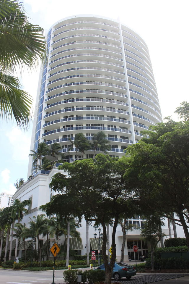 Bellini Williams Island  photo 2